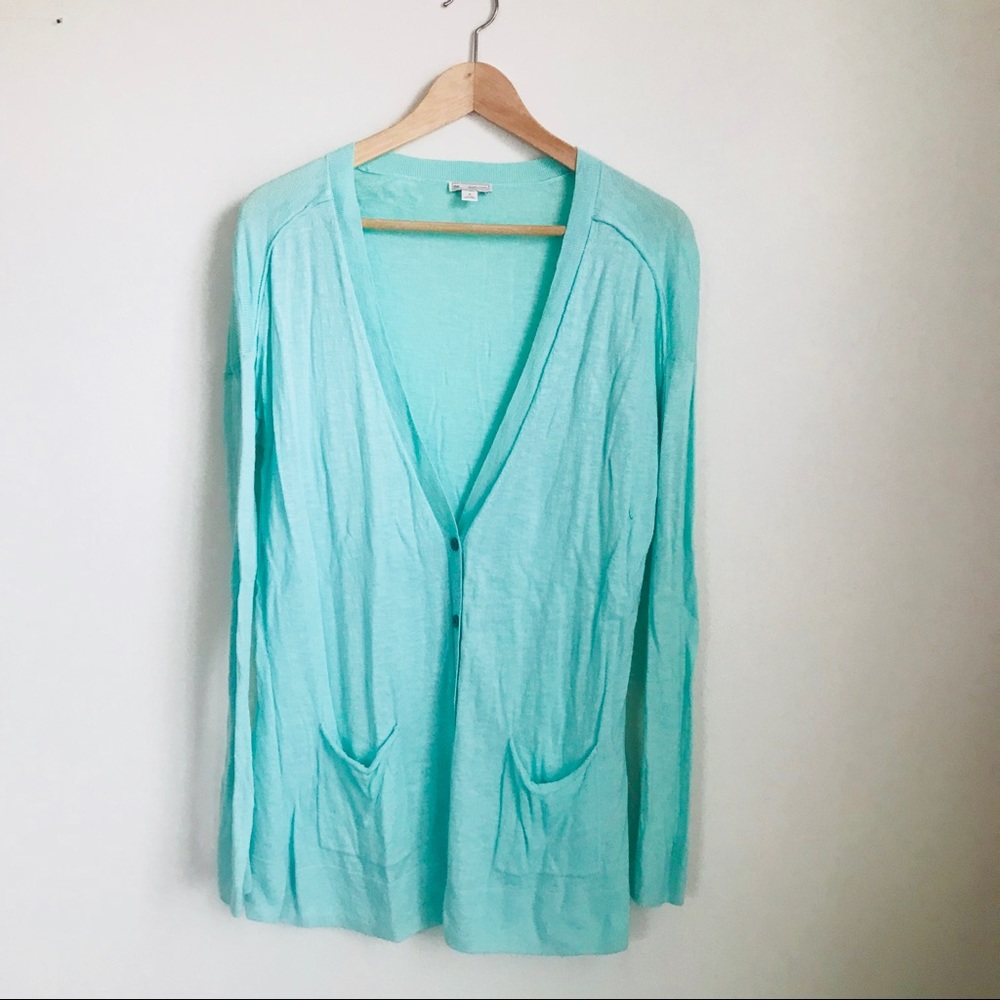 GAP mint light weight sweater